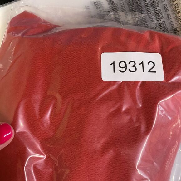 Talbots Top Women PM Petite Red Turtleneck Long Sleeve Rayon Pullover Casual - Picture 9 of 9